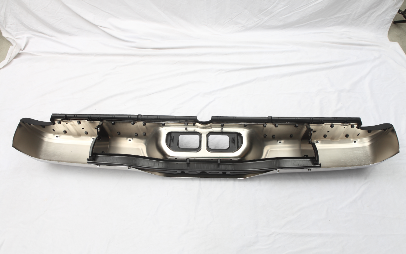 for 2000-2006 TOYOTA TUNDRA Rear Bumper Plating TO1102229 TO1103107