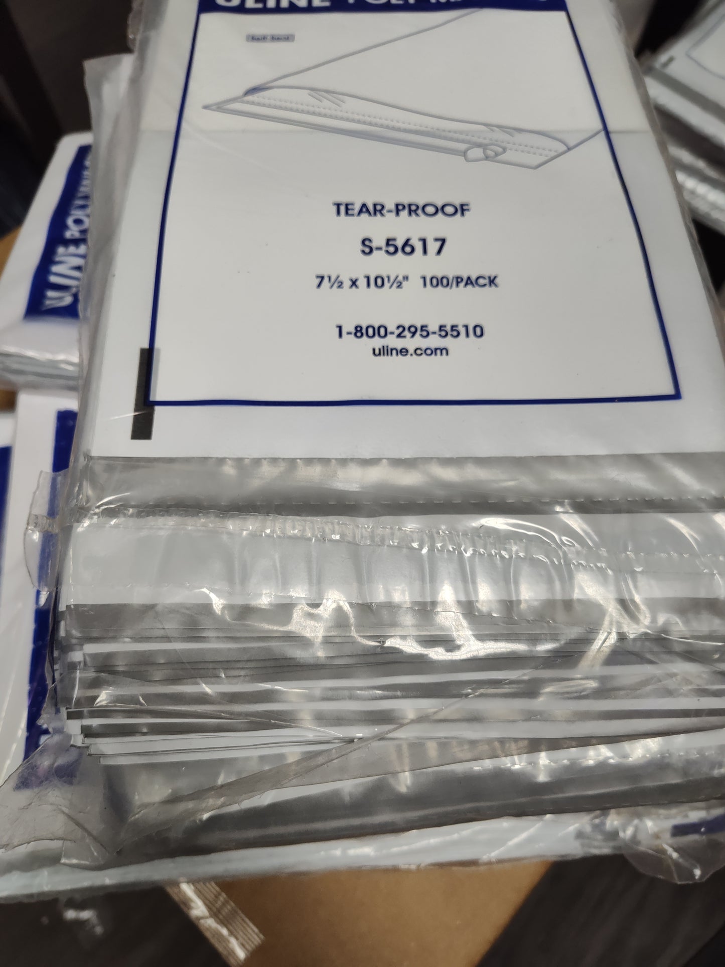 Tear-Proof Polyethylene Mailers with Tear Strip - 7 1⁄2 x 10 1⁄2" (100 Per Pack)