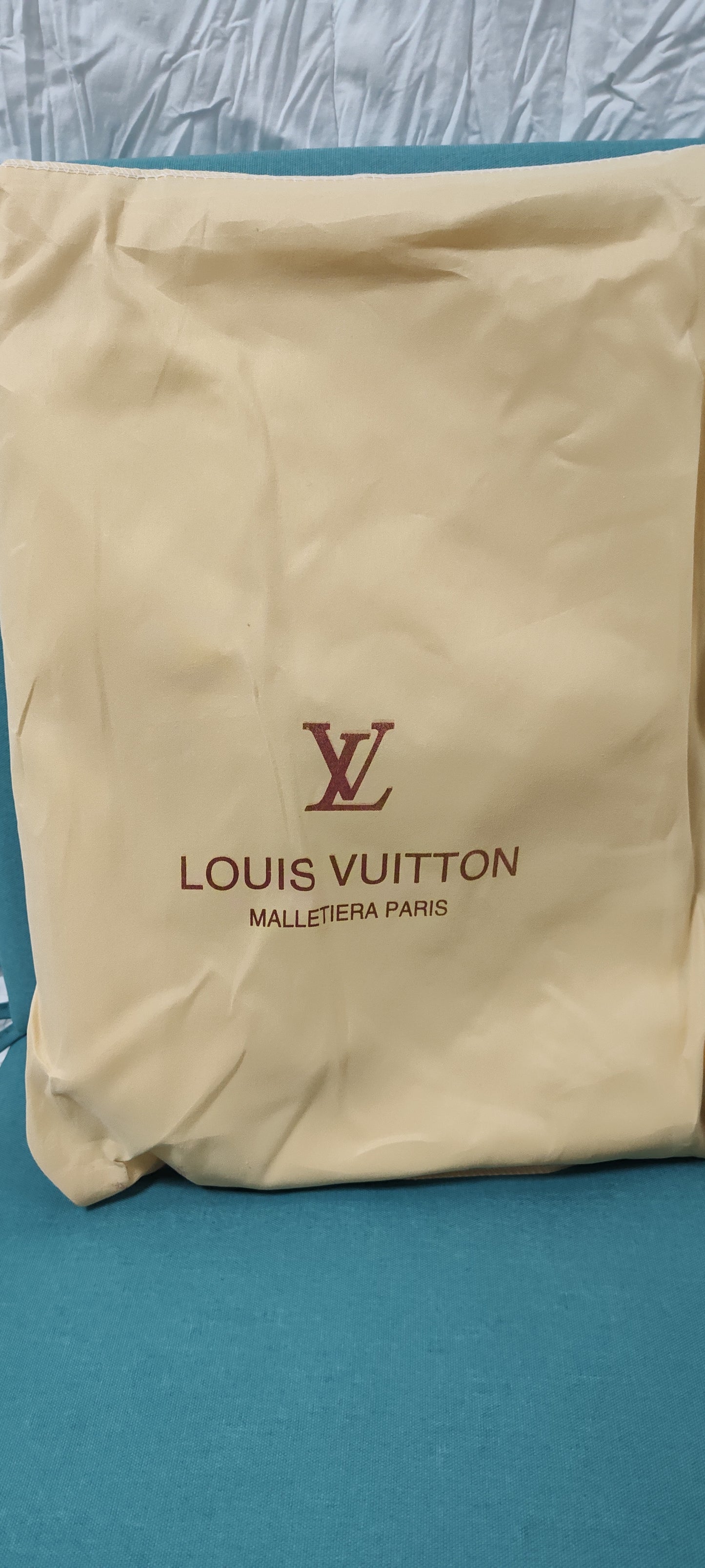 Inspired by Louis Vuitton Neverfull bag