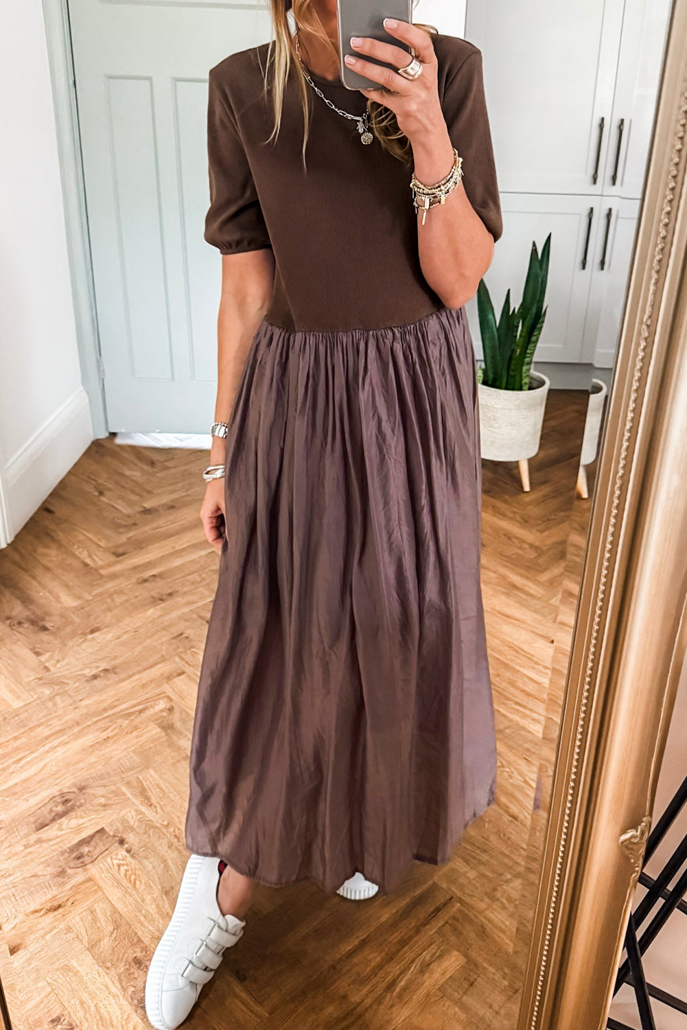 Black Short Sleeve Knit Top Patchwork Pleated Long Dress - Image 6