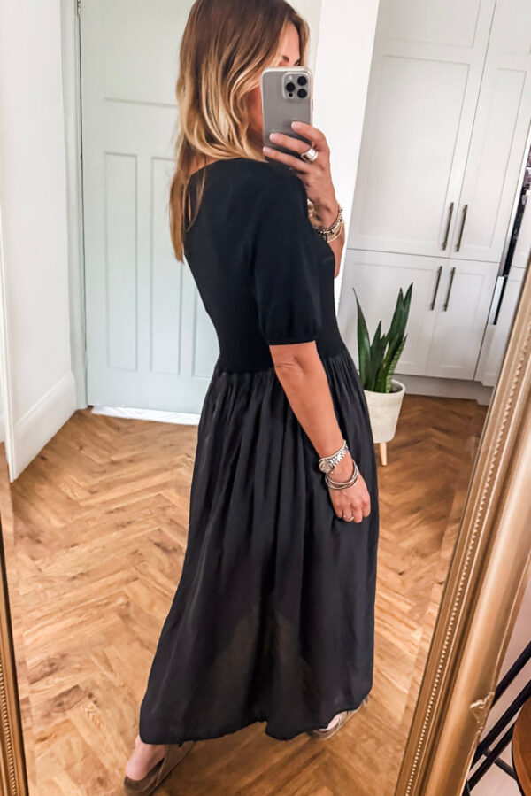 Black Short Sleeve Knit Top Patchwork Pleated Long Dress - Image 2